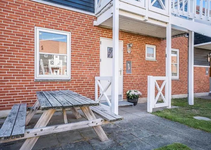 4128-borre-klintholm-havneby-28 Borre