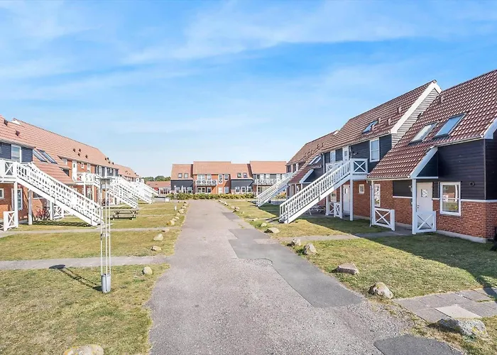 4128-borre-klintholm-havneby-28 *